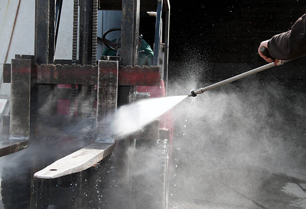 Best Driveway Pressure Washing  in El Cenizo, TX